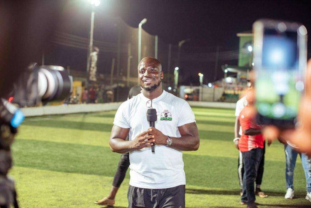 Stephen Appiah (twitter.com/StephenAppiah)