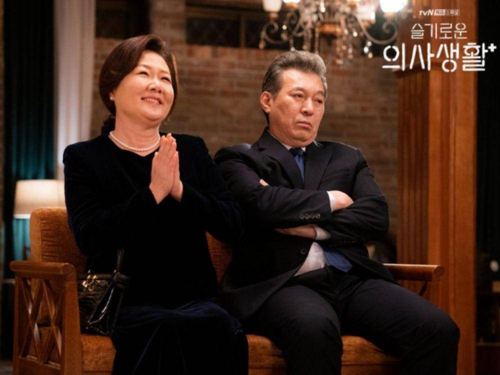 cuplikan drama Hospital Playlist (dok. tvN/Hospital Playlist)