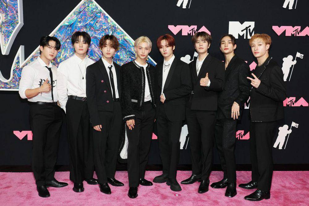 Gaya Seleb Pria di Pink Carpet MTV VMAs 2023 (Instagram.com/mtv)