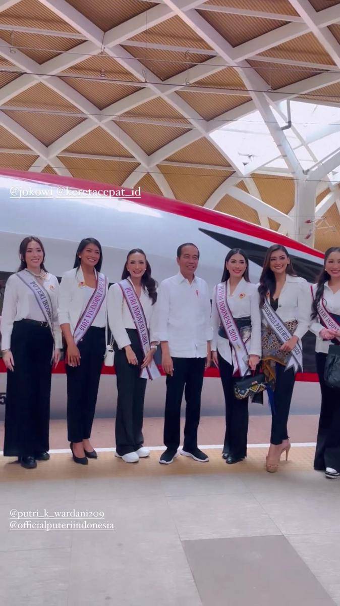 momen Frederika Cull ikut uji coba kereta cepat Jakarta-Bandung (instagram.com/frederikacull)