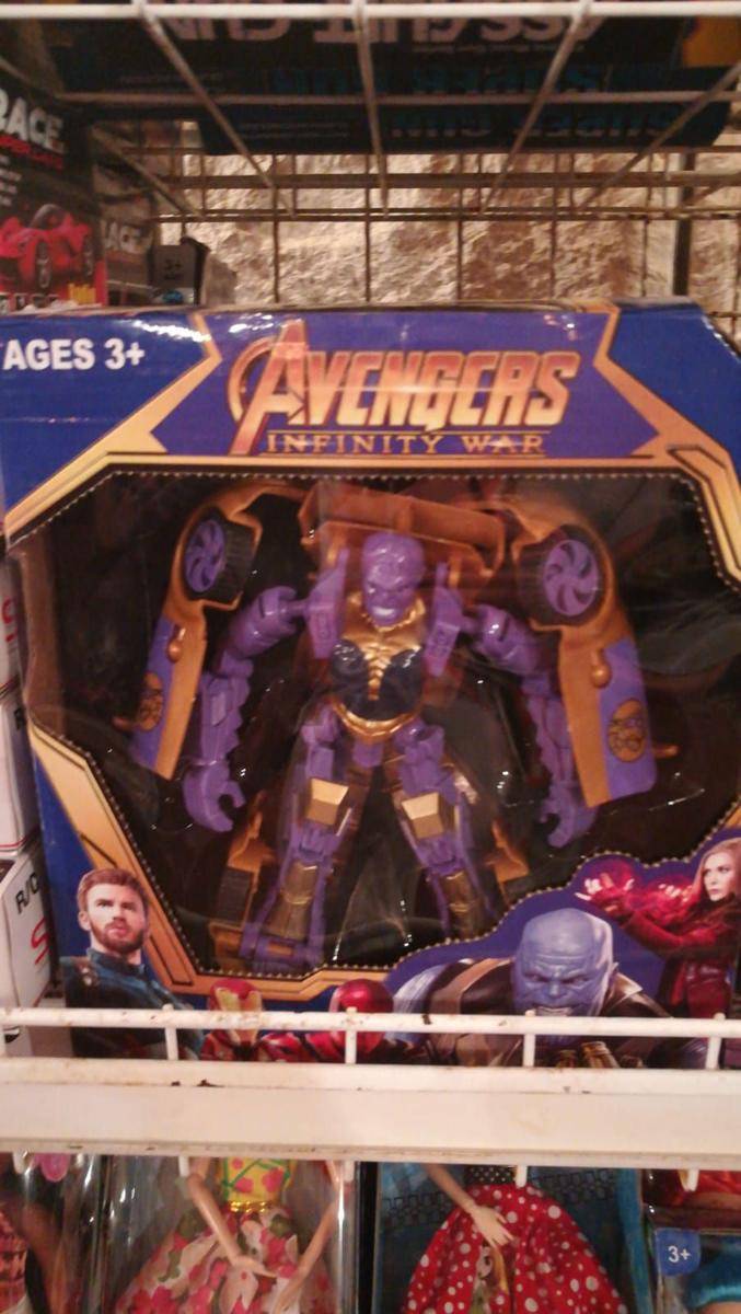 potret objek bertema Thanos paling kocak (reddit.com/r/crappyoffbrands)