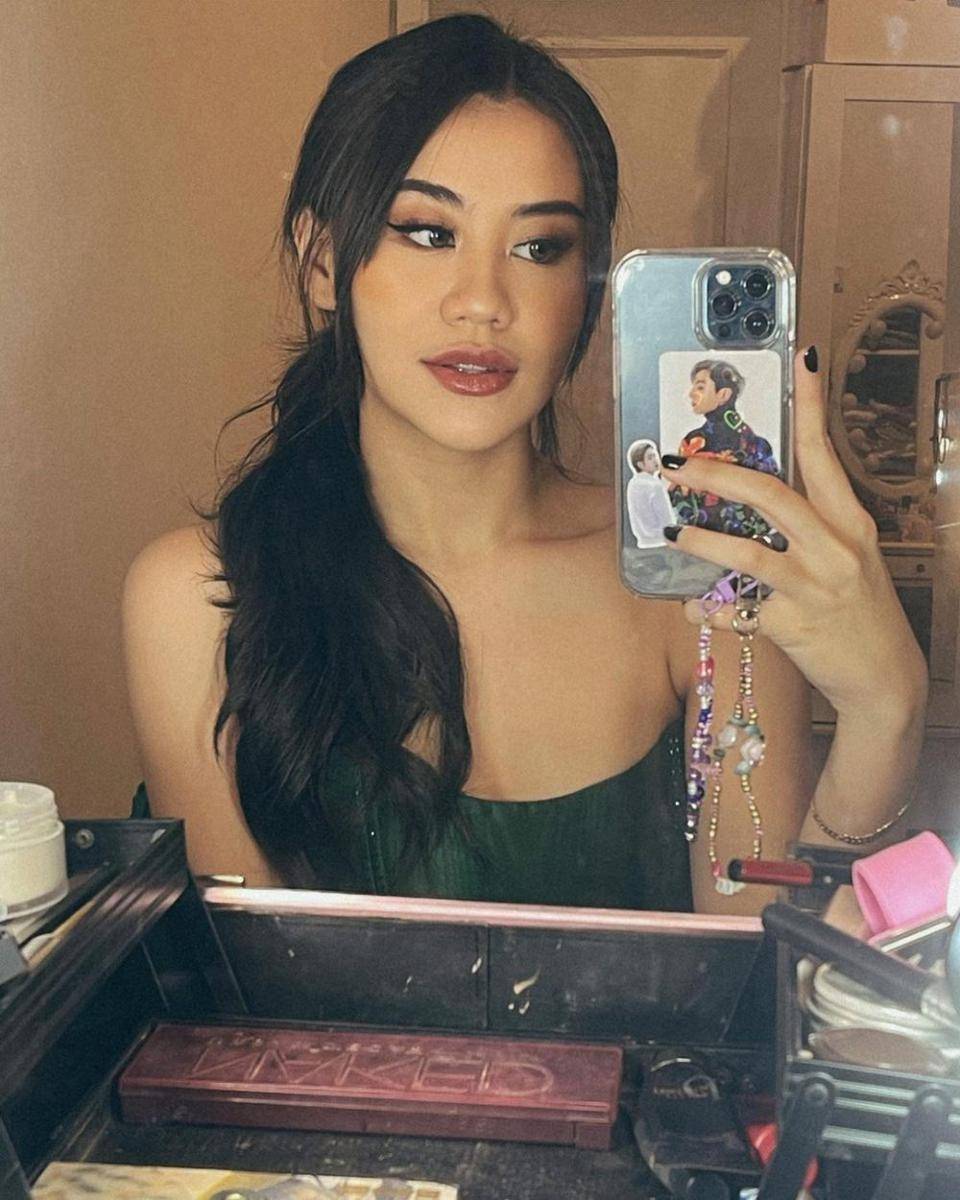 makeup look ala Aaliyah Massaid (instagram.com/aaliyah.massaid)