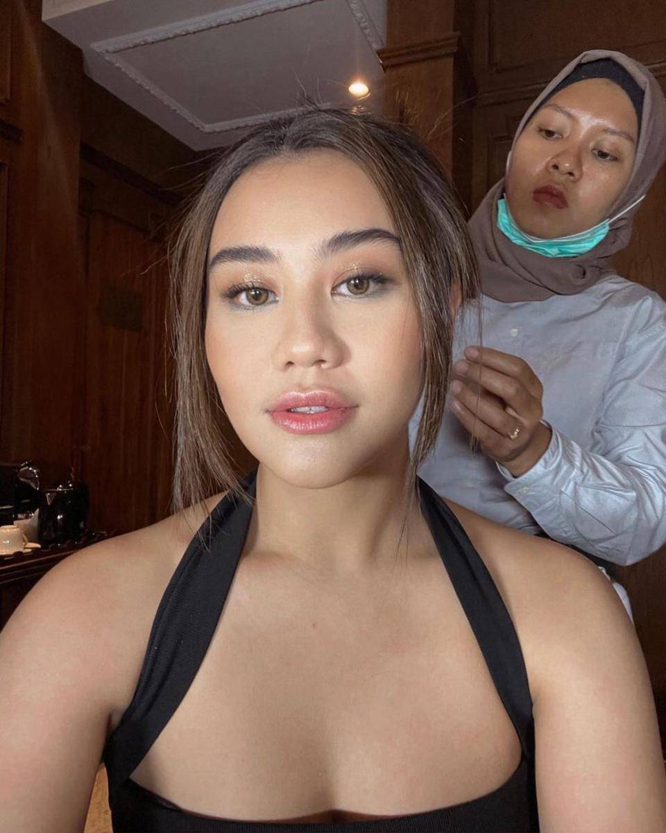 makeup look ala Aaliyah Massaid (instagram.com/aaliyah.massaid)