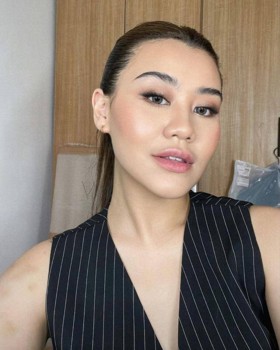 makeup look ala Aaliyah Massaid (instagram.com/aaliyah.massaid)