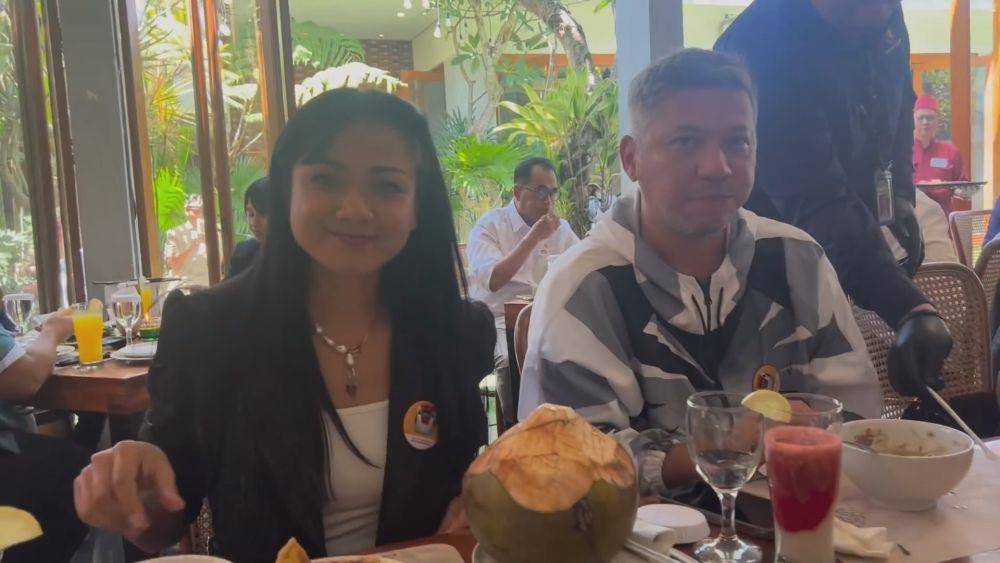 Raffi Ahmad makan bareng Jokowi (instagram.com/raffinagita1717)