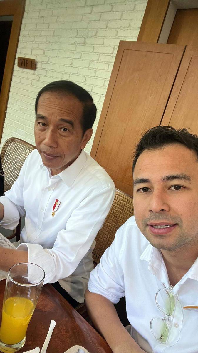 Raffi Ahmad makan bareng Jokowi (instagram.com/raffinagita1717)