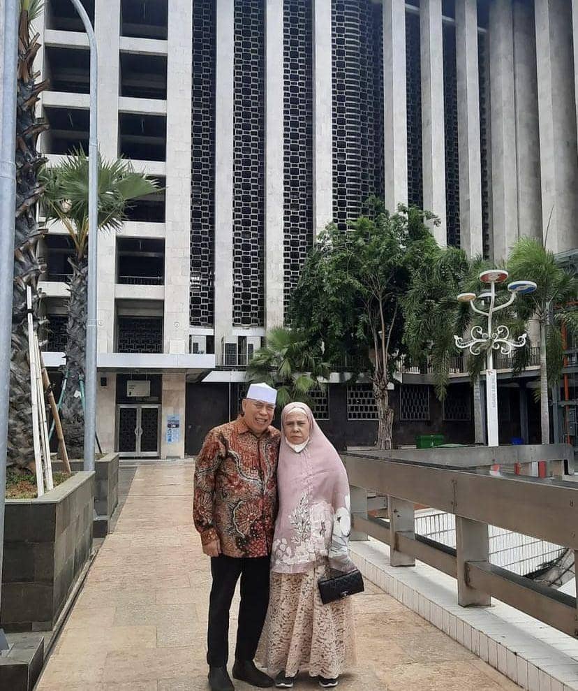 potret kenangan Latief Sitepu dan istrinya yang meninggal dunia (Instagram.com/latiefsitepureal)