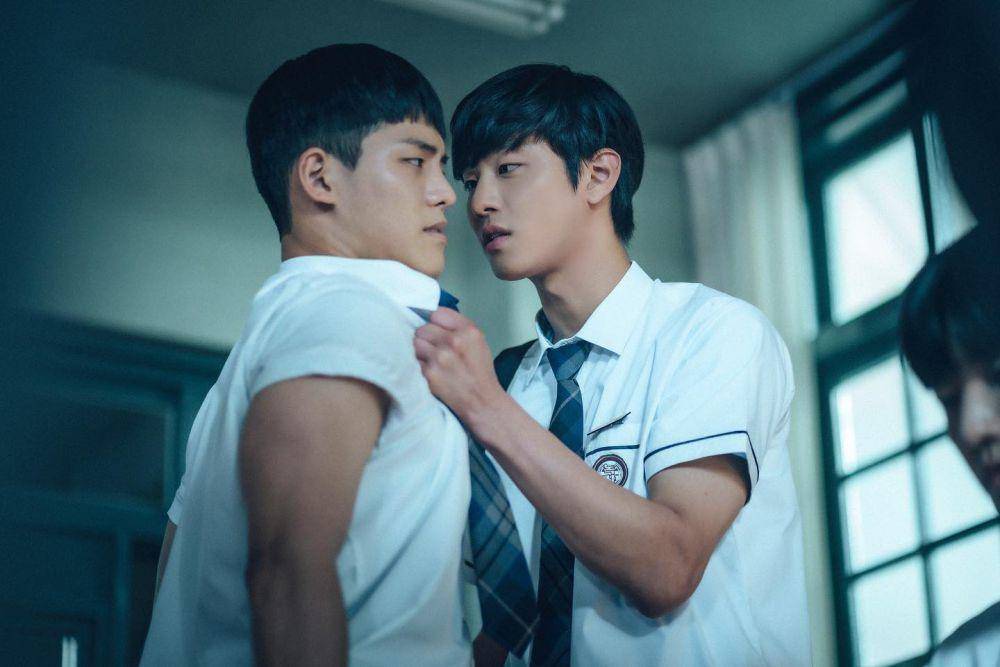 Kim Tae Jung dan Ahn Hyo Seop di A Time Called You (instagram.com/lim_hyoseon)