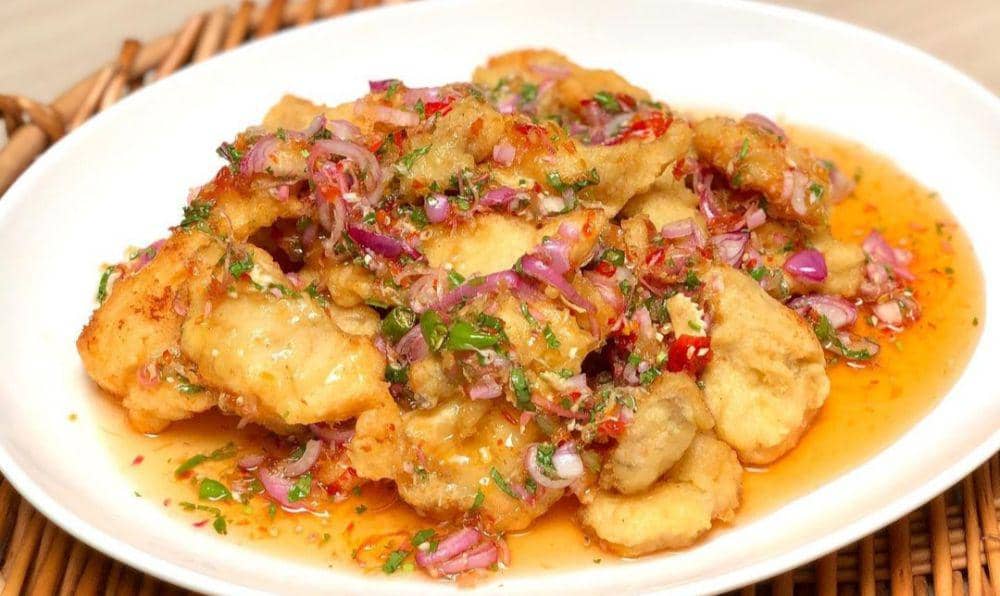 Resep Kakap Goreng Saus Bangkok, Gurih Pedasnya Gak Ada Obat!