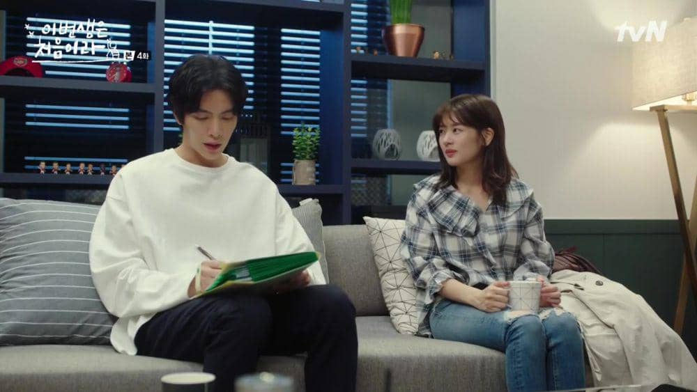 cuplikan drama Because This is My First Life (dok. tvN/Because This is My First Life)