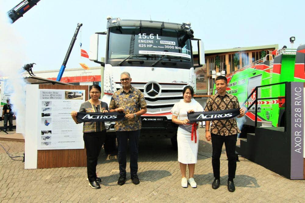 Dukung Industri Tambang, DCVI Rilis Actros dan Axor Baru