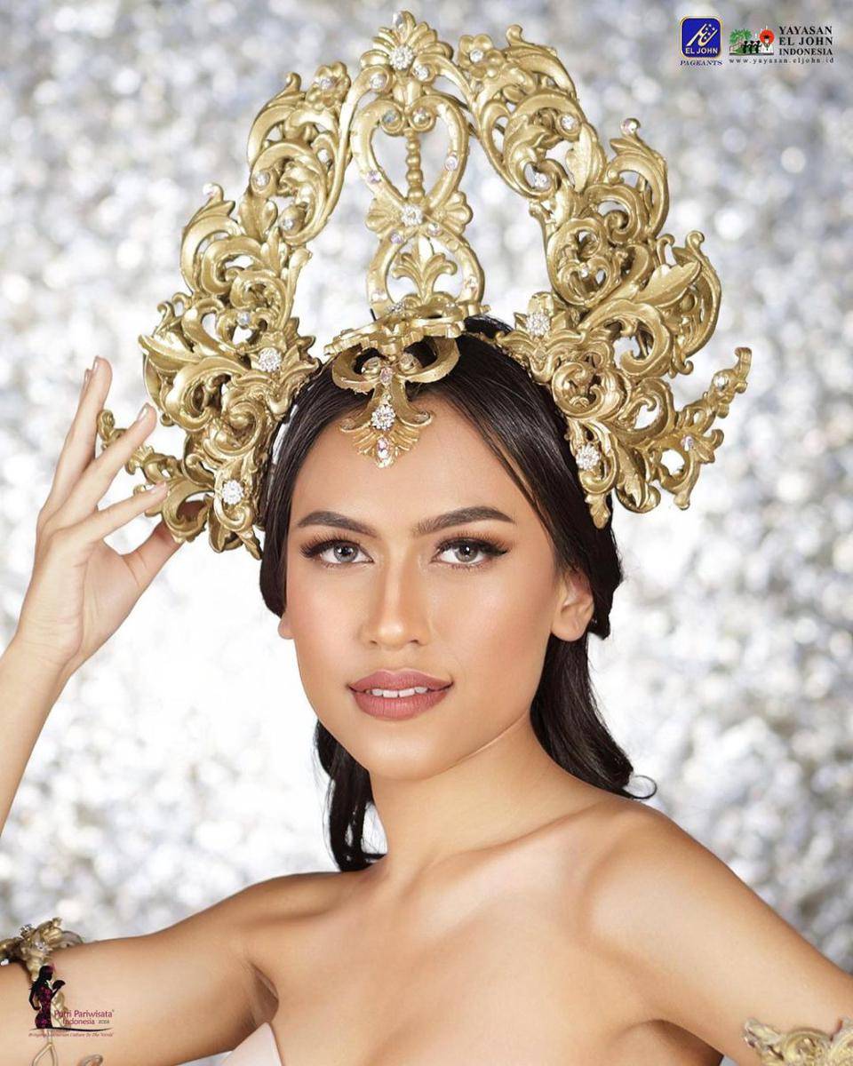 Kalimantan Barat - Priscilla Seira Nurwin (instagram.com/putripariwisataindonesia)