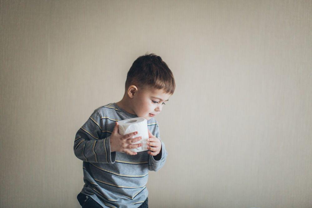 5 Tanda Anak Belum Siap Toilet Training, Jangan Paksa!