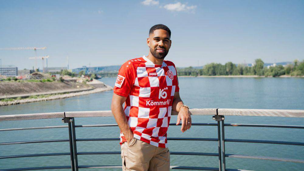 Phillipp Mwene (mainz05.de)