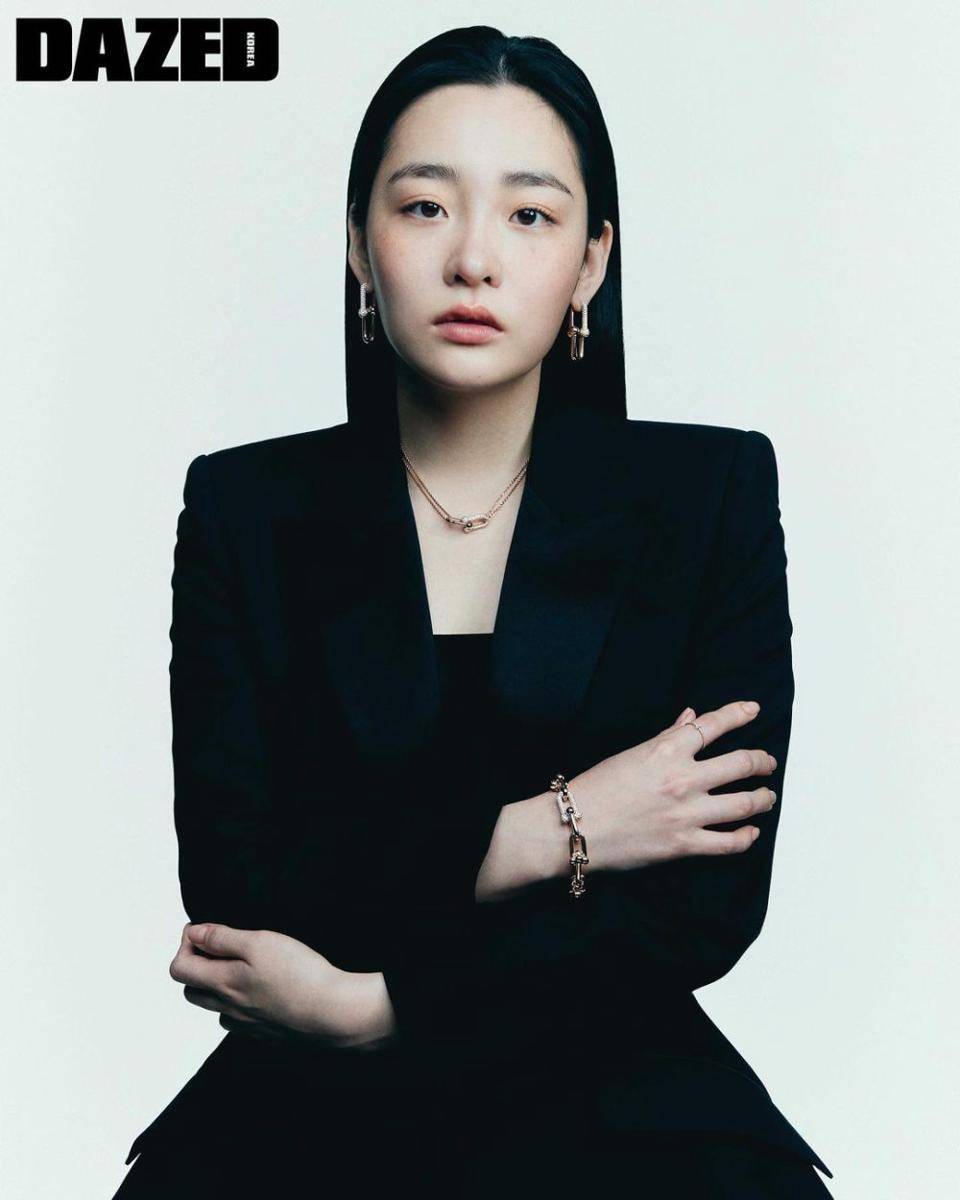 Kim Min Ha (instagram.com/minhakim_)