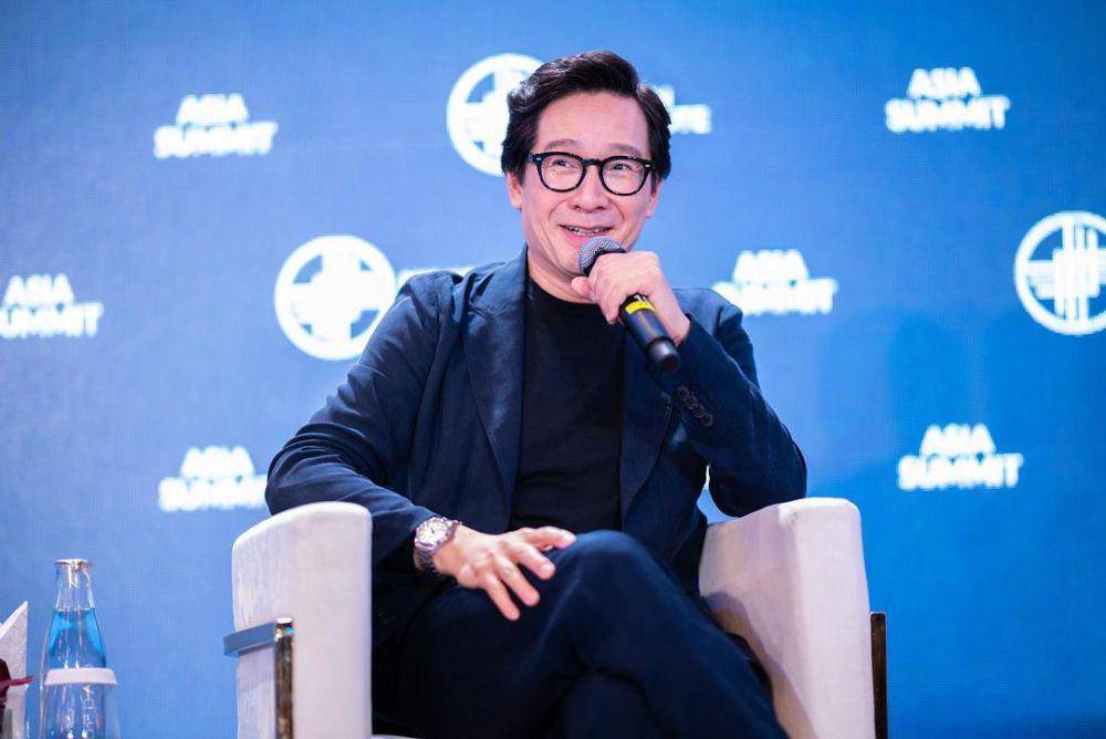potret Ke Huy Quan di Singapura (instagram.com/kehuyquan)