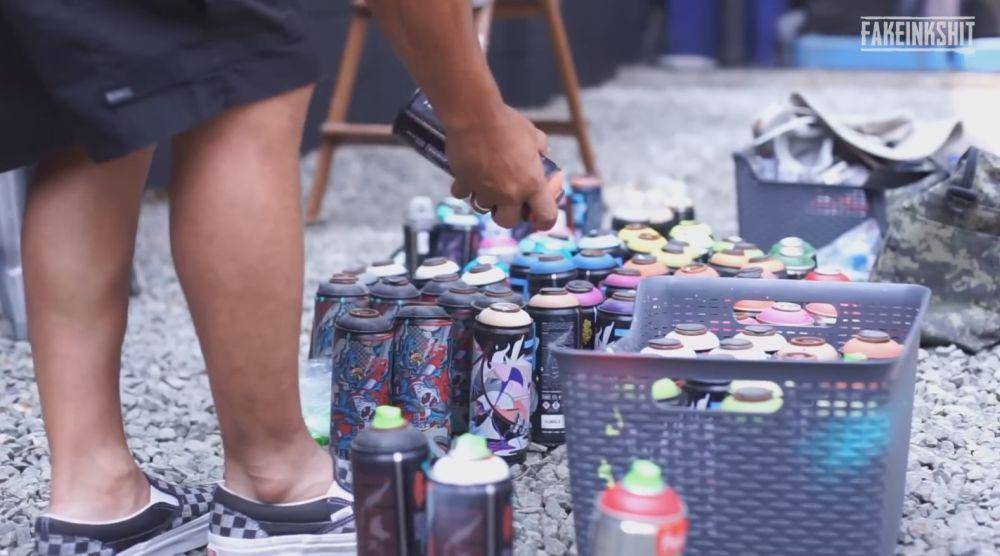 Wendi Cagur bikin mural (YouTube.com/Rans Entertainment)