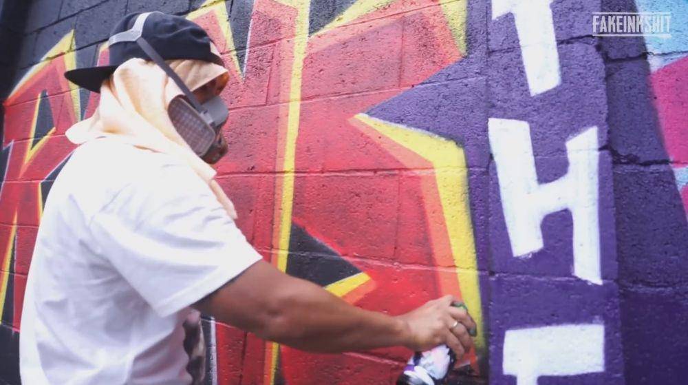 Wendi Cagur bikin mural (YouTube.com/Rans Entertainment)