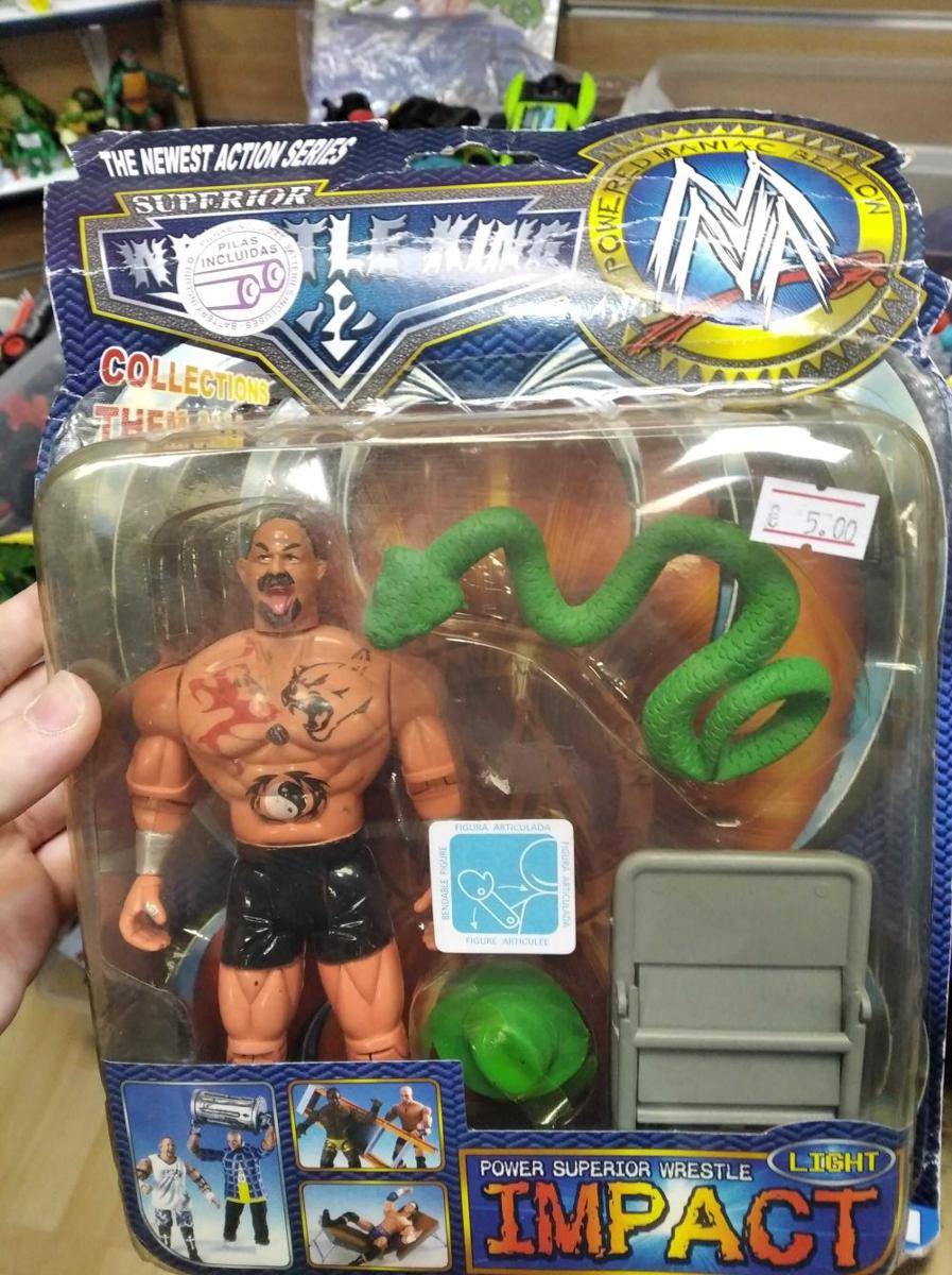 potret objek kocak bertema WWE (reddit.com/user/-Emilinko1985-)