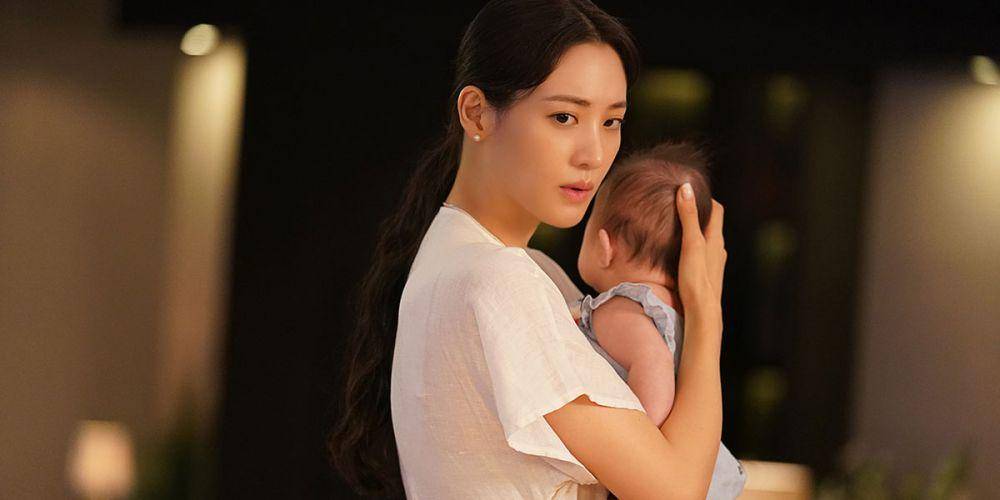 cuplikan Claudia Kim di film A Normal Family (dok. 48th Toronto International Film Festival)