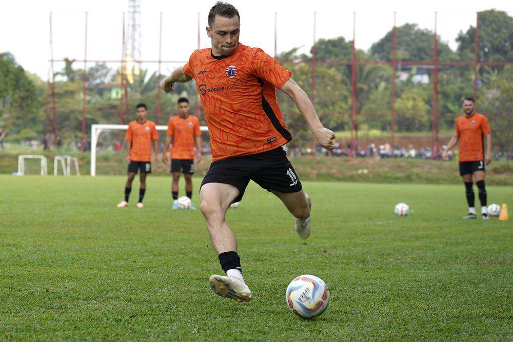 Maciej Gajos (ligaindonesiabaru.com)