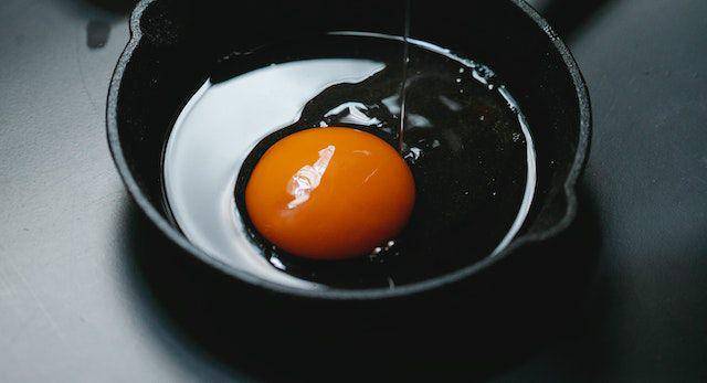 ilustrasi telur (pexels.com/Klaus Nielsen)