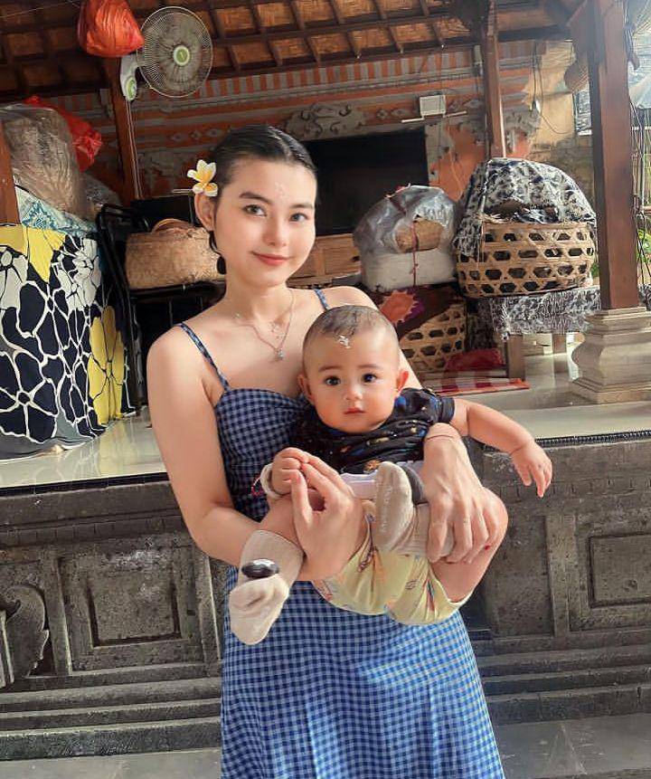 Babymoon Cesen di Bali (Instagram.com/ceseney)
