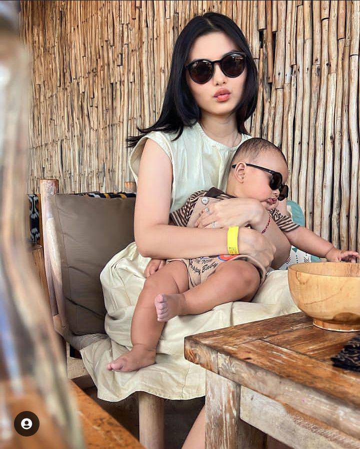 Babymoon Cesen di Bali (Instagram.com/ceseney)
