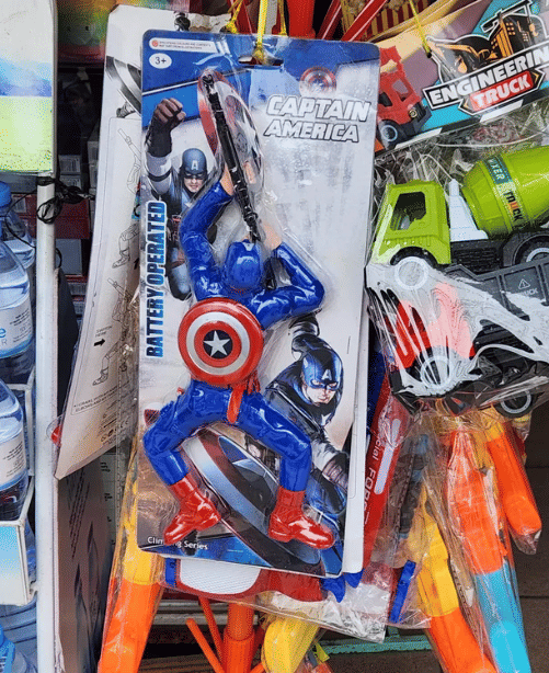 potret action figure krisis identitas (reddit.com/Sergeantman94)