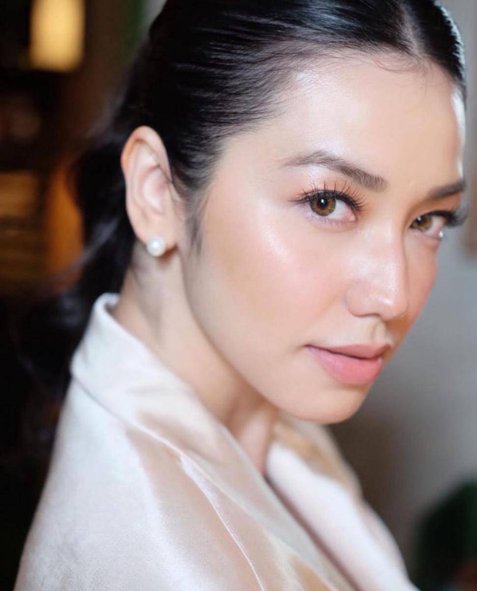 inspirasi makeup ala Velove Vexia (instagram.com/vaelovexia)