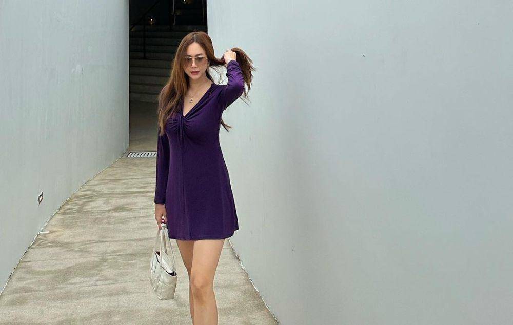 inspirasi fit to body outfit ala Aura Kasih (instagram.com/aurakasih)