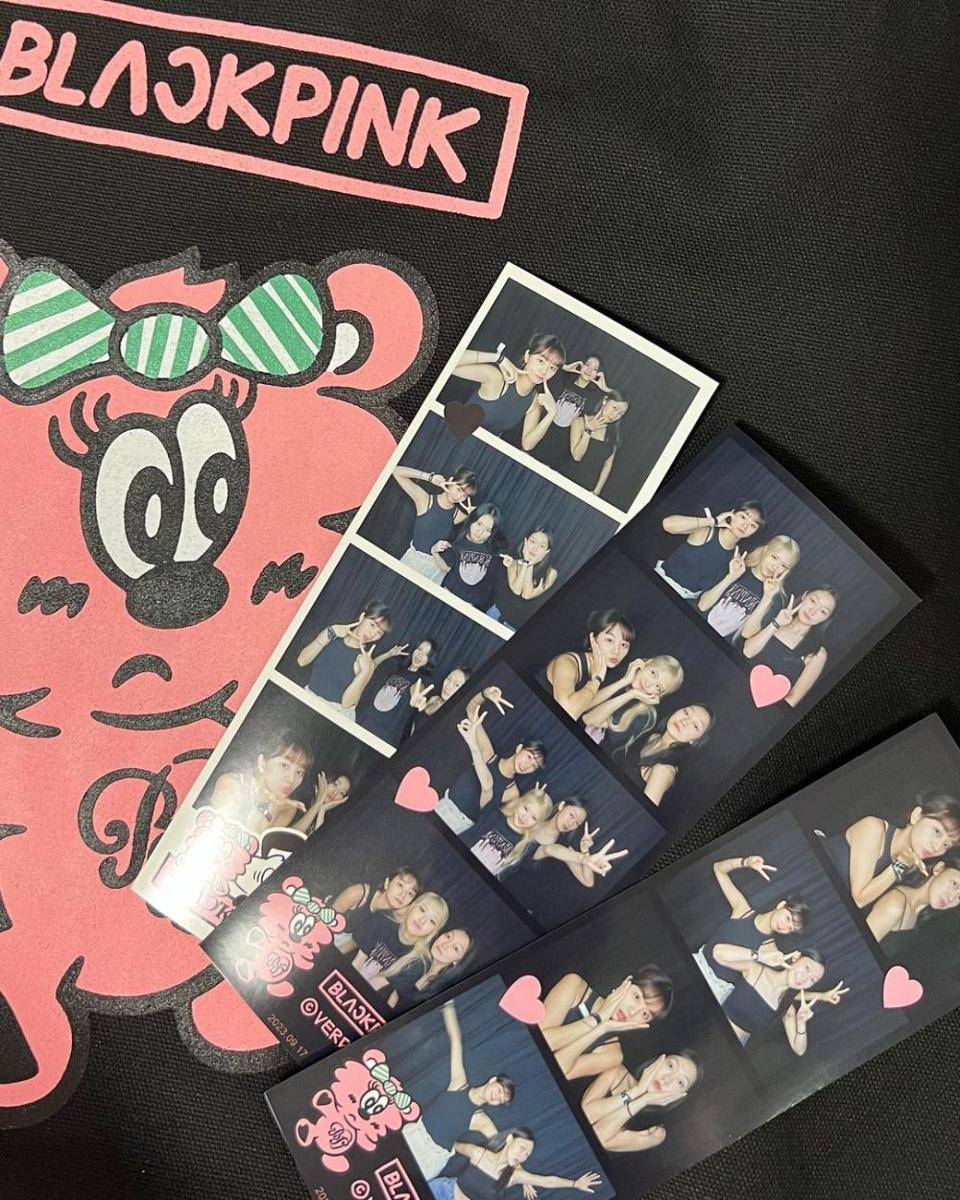 Lee Hyeri, Park Kyunghe, Rosé, dan Jisoo BLACKPINK. (instagram.com/wo_wa_eya/)