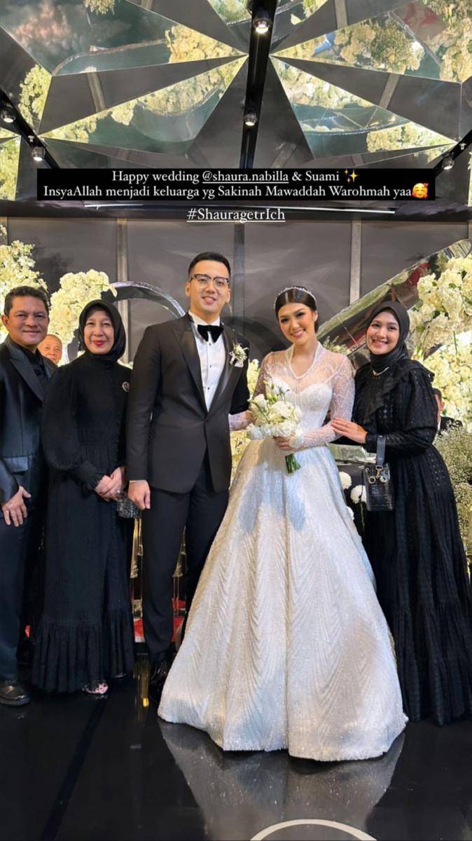 potret tamu artis hadiri resepsi Shaura Nabilla (instagram.com/cutsyifaa)