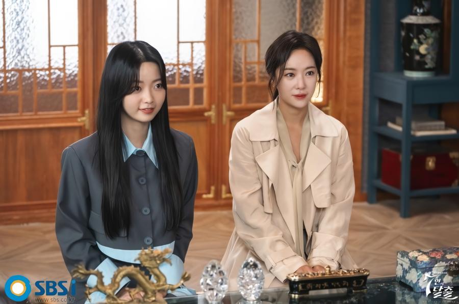 Pola Asuh Buruk Geum Ra Hee dari Drakor The Escape of the Seven