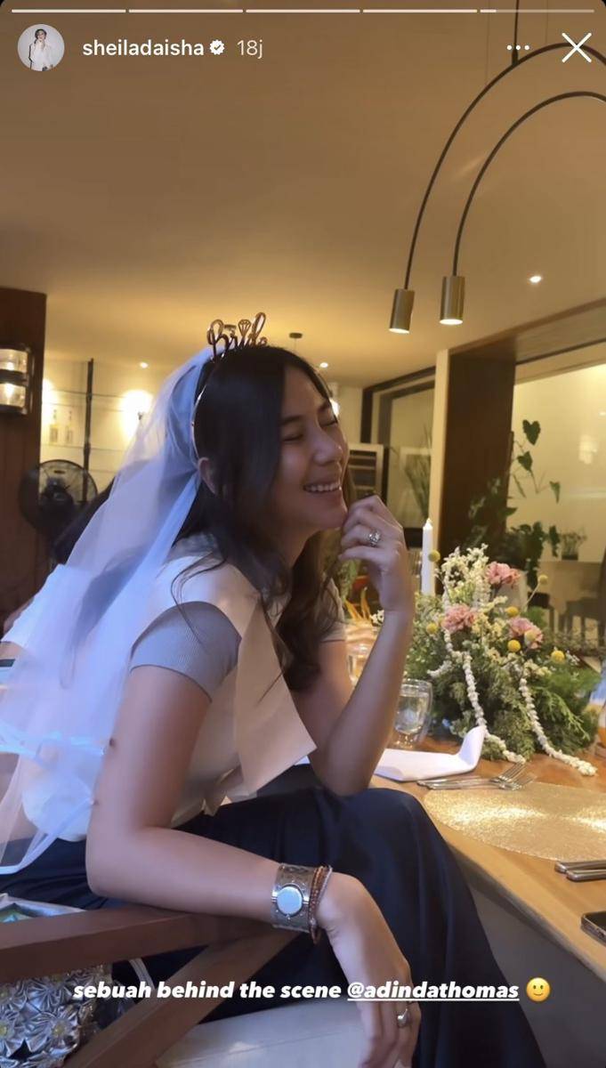 potret Adinda Thomas kembali dapat kejutan bridal shower dari bestie (Instagram.com/sheiladaisha)