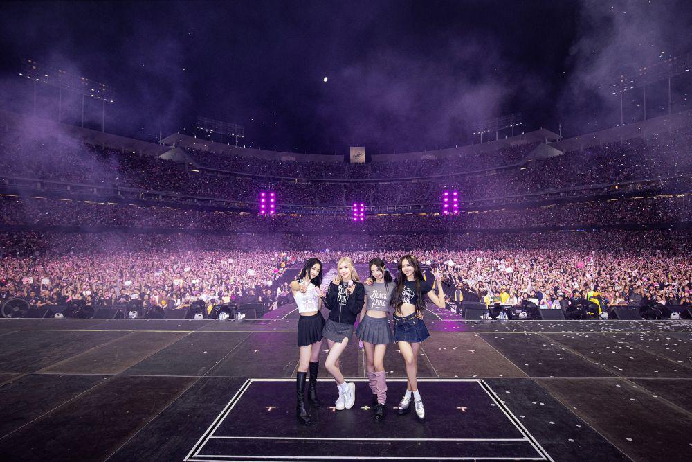 Bertabur Bintang, 24 Potret Artis di Konser BLACKPINK 'Born Pink'