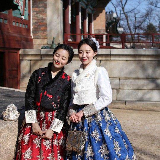 Potret hanbok di Hanbok Girls Seoul (hanbokgirls.modoo.at)