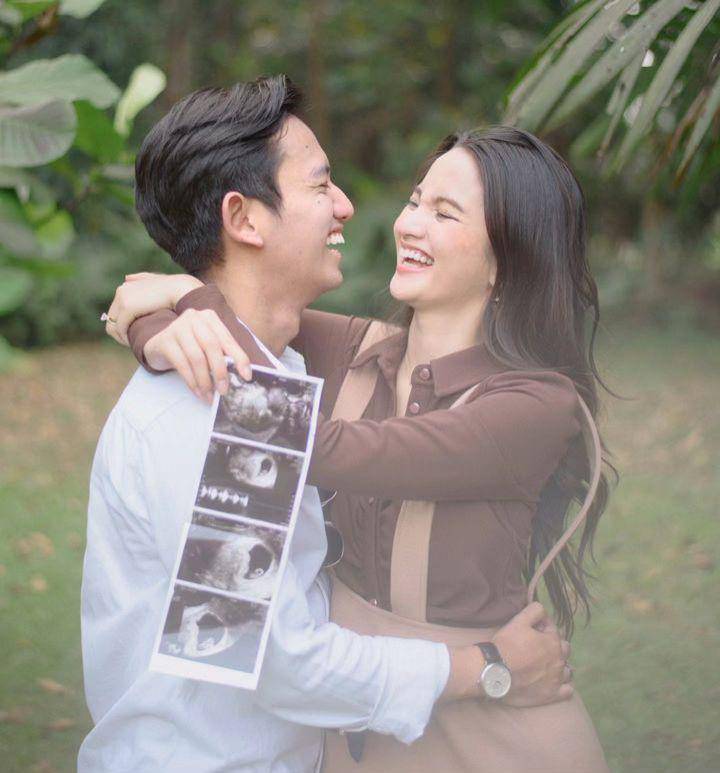 Sabrina Anggraini umumkan kehamilan (Instagram.com/belvadevara)