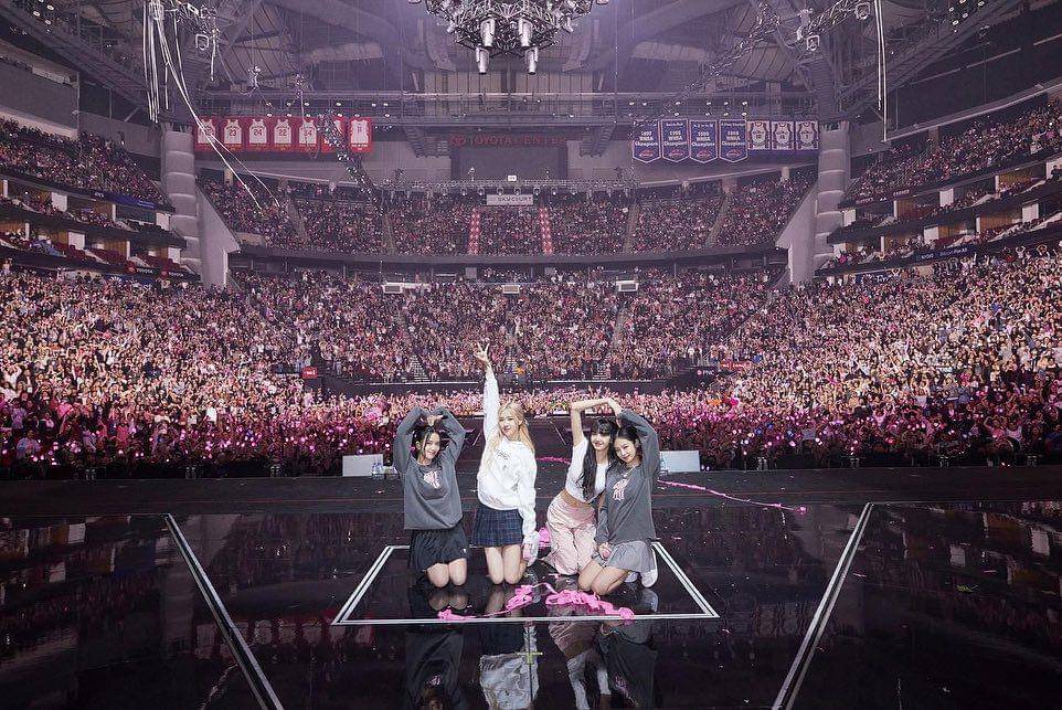 Blackpink (instagram.com/sooyaaa__)