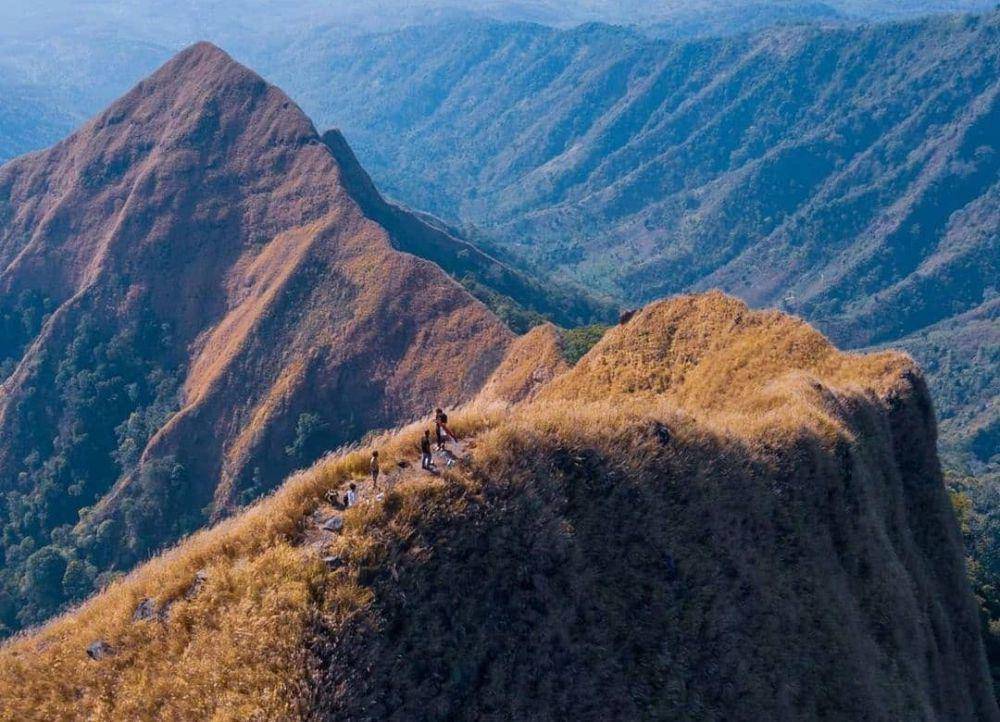 Puncak Gunung Piramid (instagram.com/gunungpiramidbondowoso)