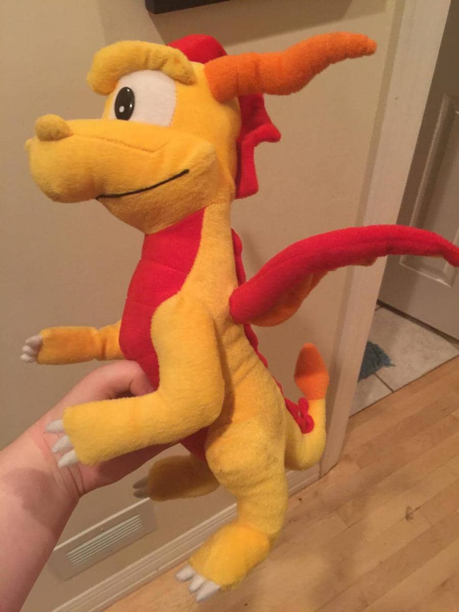 potret objek bertema Spyro paling kocak (reddit.com/user/SparkleWolf404)