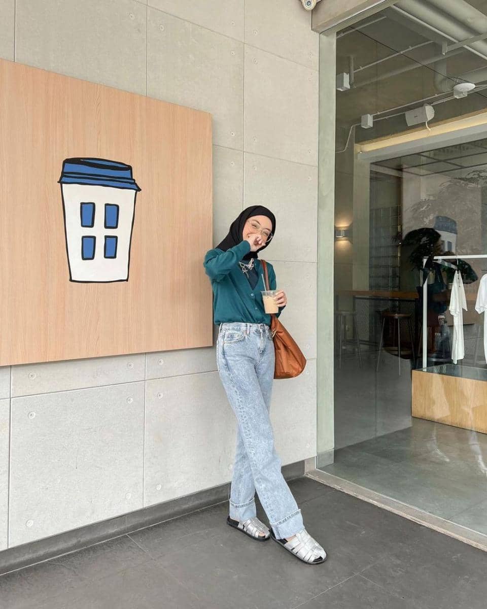 inspirasi OOTD ala Meirani Amalia (instagram.com/meiraniap)