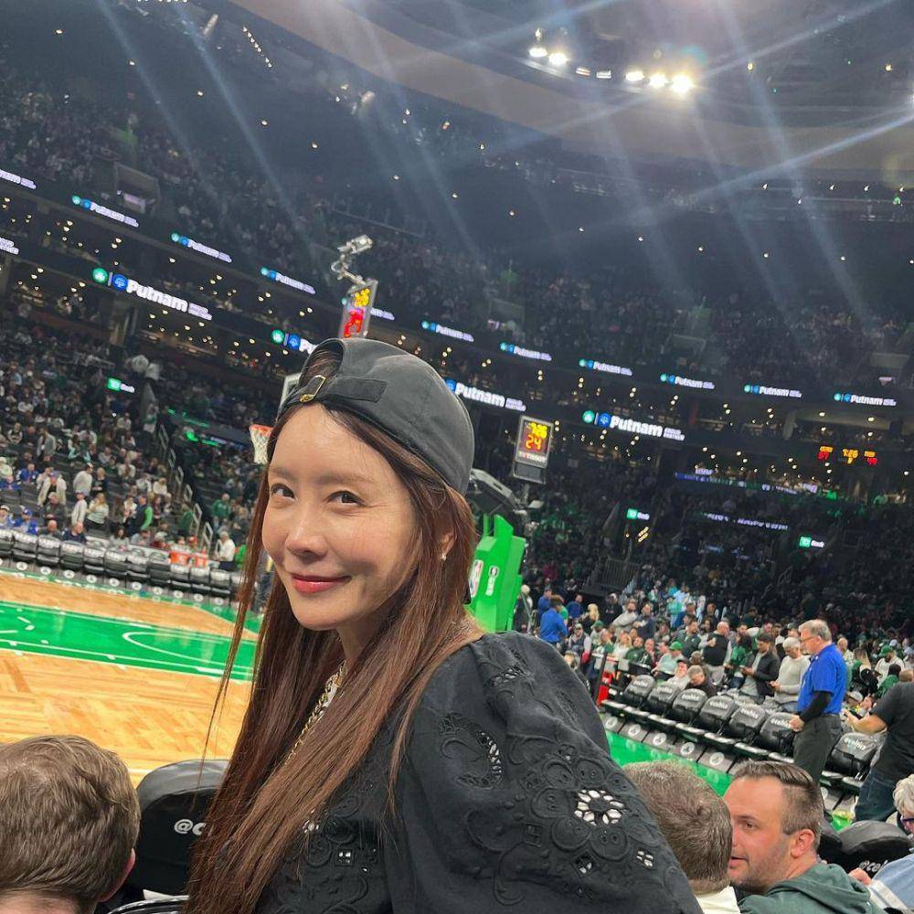 Kim Jung Eun (instagram.com/chocolatecat9)
