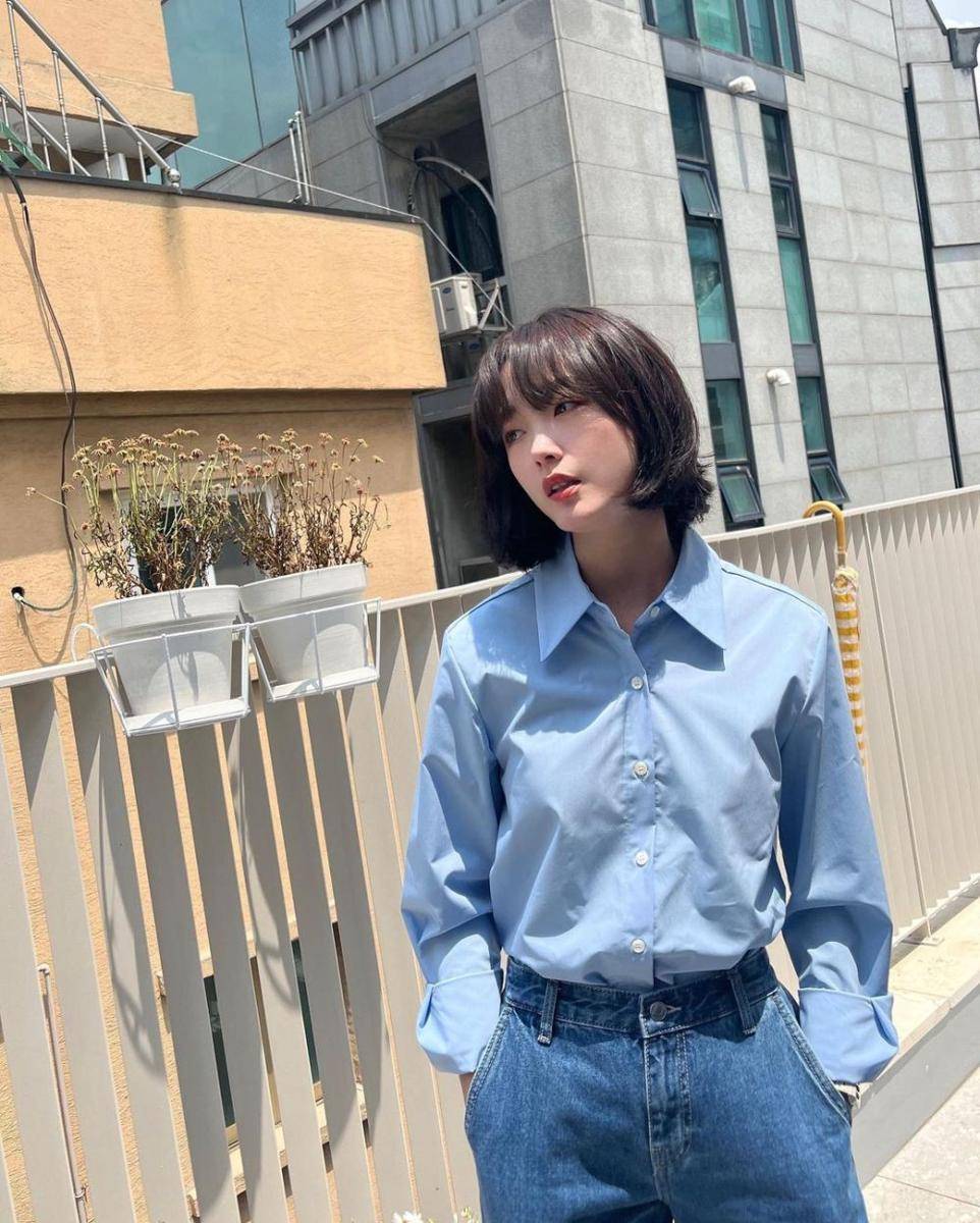 Lee Yoo Mi (instagram.com/leeyoum262)