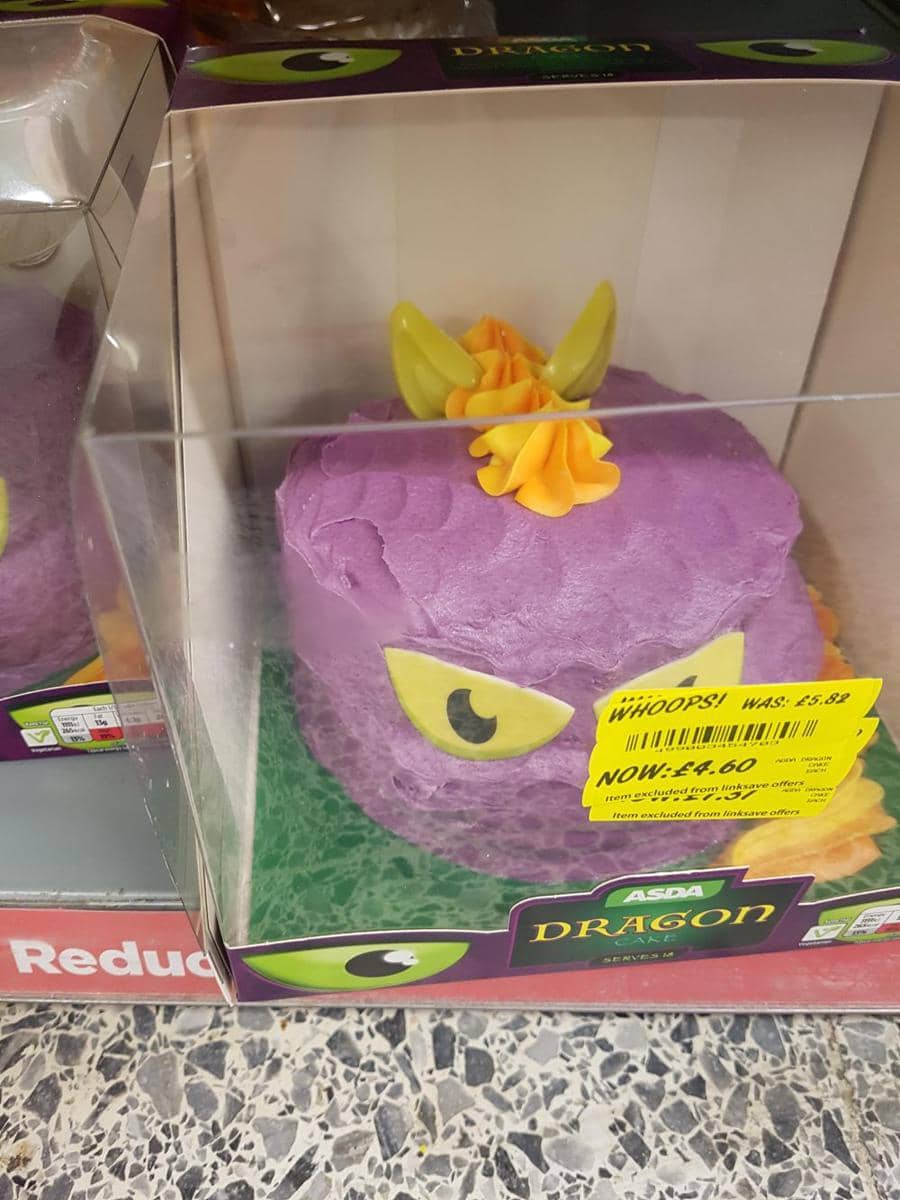 potret objek bertema Spyro paling kocak (reddit.com/r/crappyoffbrands)