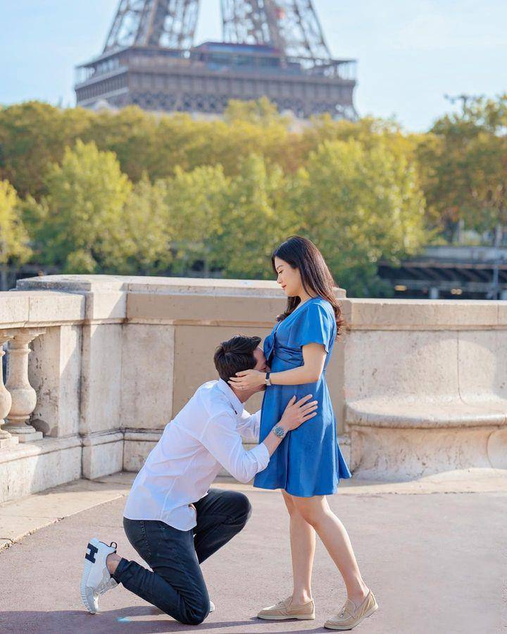 Maternity Valencia Tanoe (Instagram.com/valenciatanoe)