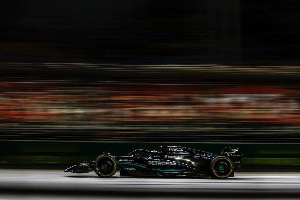 George Russell saat menjalani pekan balap GP Singapura 2023. (x.com/mercedesamgf1)