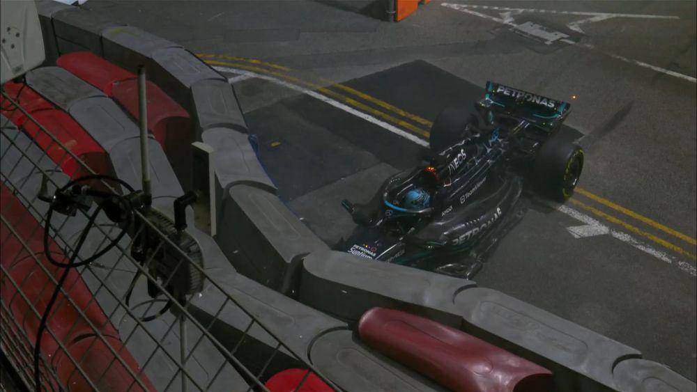 George Russell mengalami insiden pada lap terakhir GP Singapura 2023. (x.com/f1)