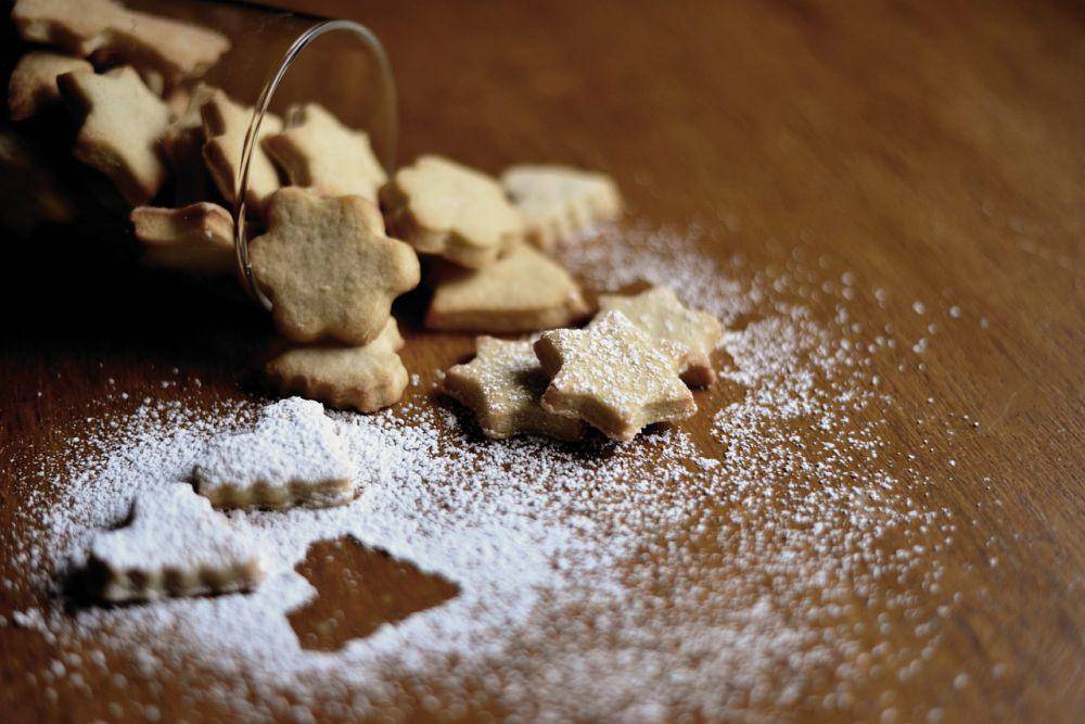 ilustrasi butter cookies (pixabay.com/congerdesign)