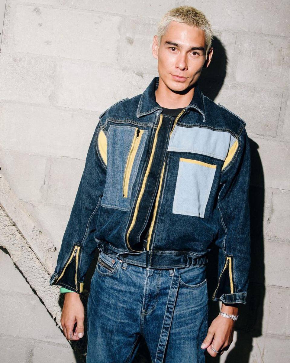 Potret Evan Mock di NYFW 2023 (instagaram.com/gqspain)